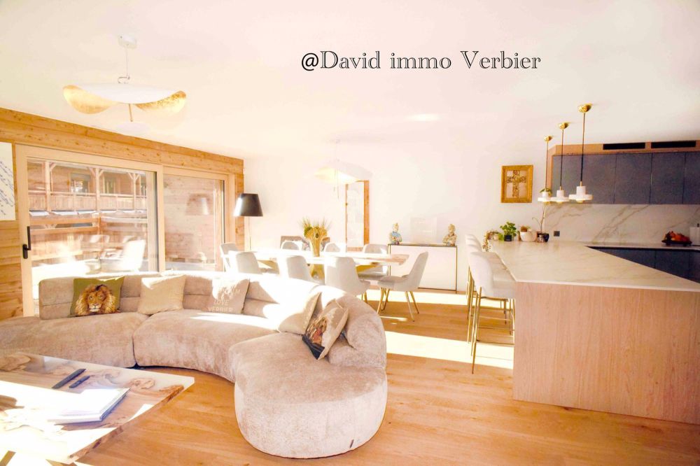 Magnifique Appartement de 7.5 Pièces avec Vue Panoramique à Verbier - Bild 1