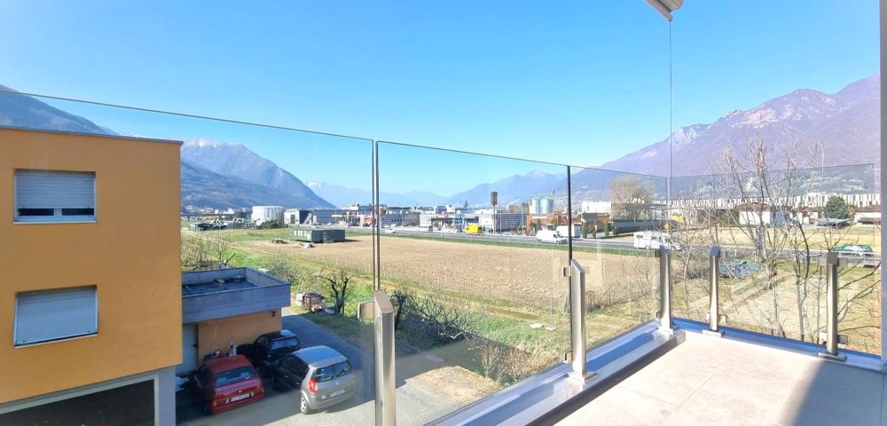 Modern und strategisch gelegene 4.5-Zimmer-Wohnung in Sant'Antonino - Perfekt für alle, die Komfort und Lebensqualität suchen - Bild 1