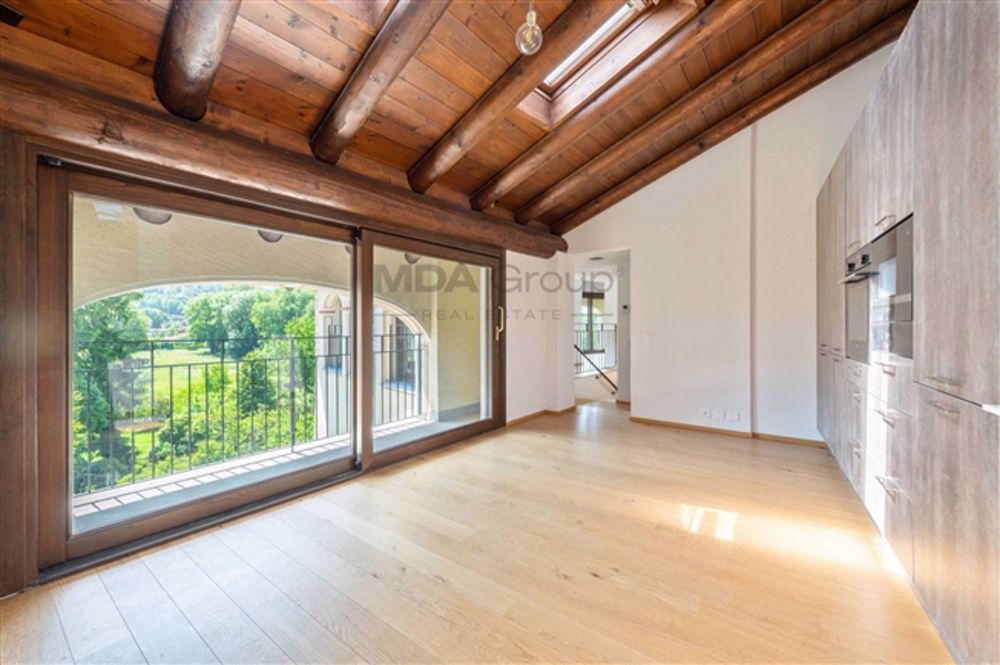 5 Room attic apartment - Bild 8