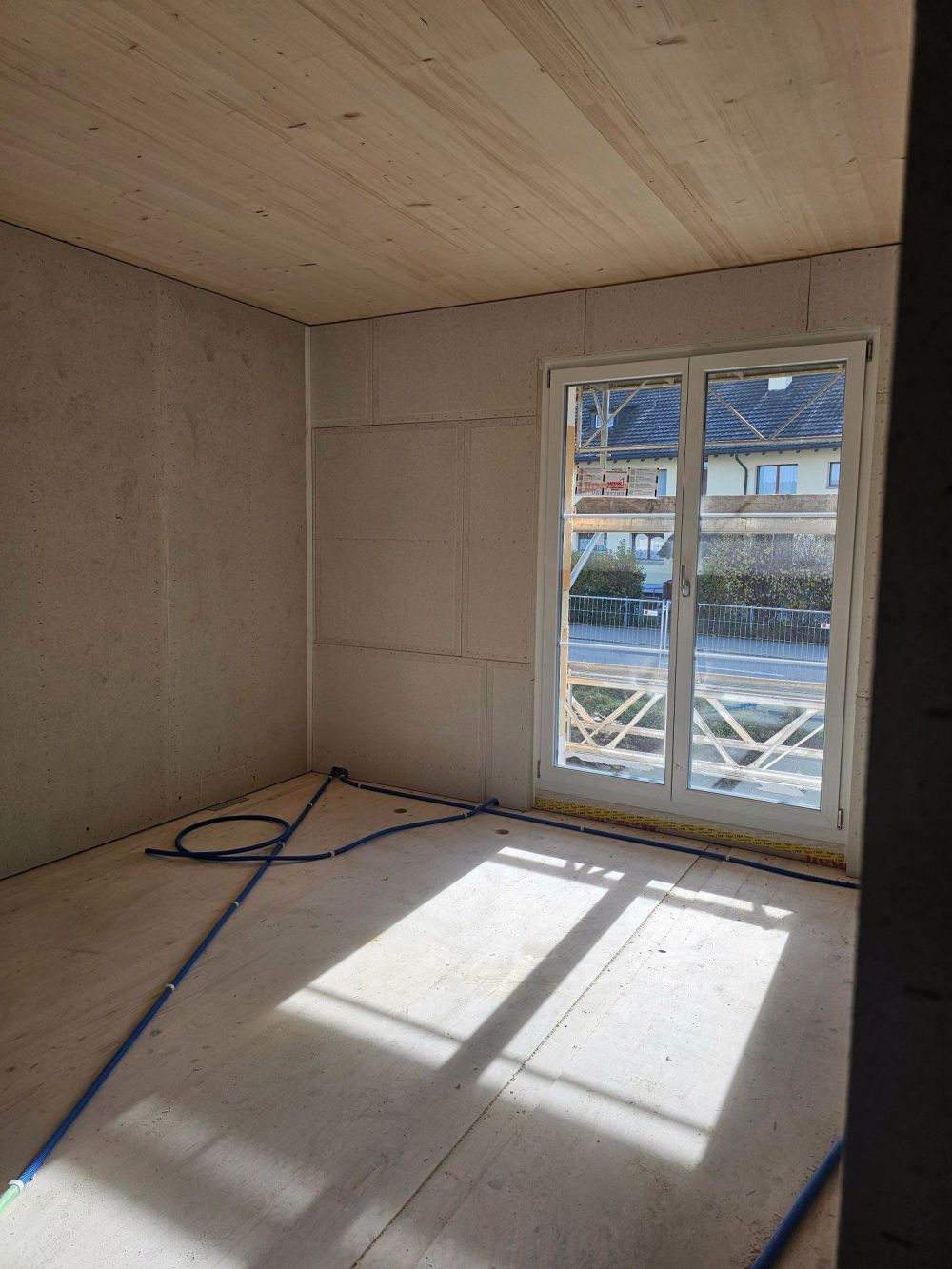 Jetzt besichtigen! – nur 25 Zug-Minuten von Winterthur! Reihen-Einfamilienhaus in naturnaher Lage - Bild 4