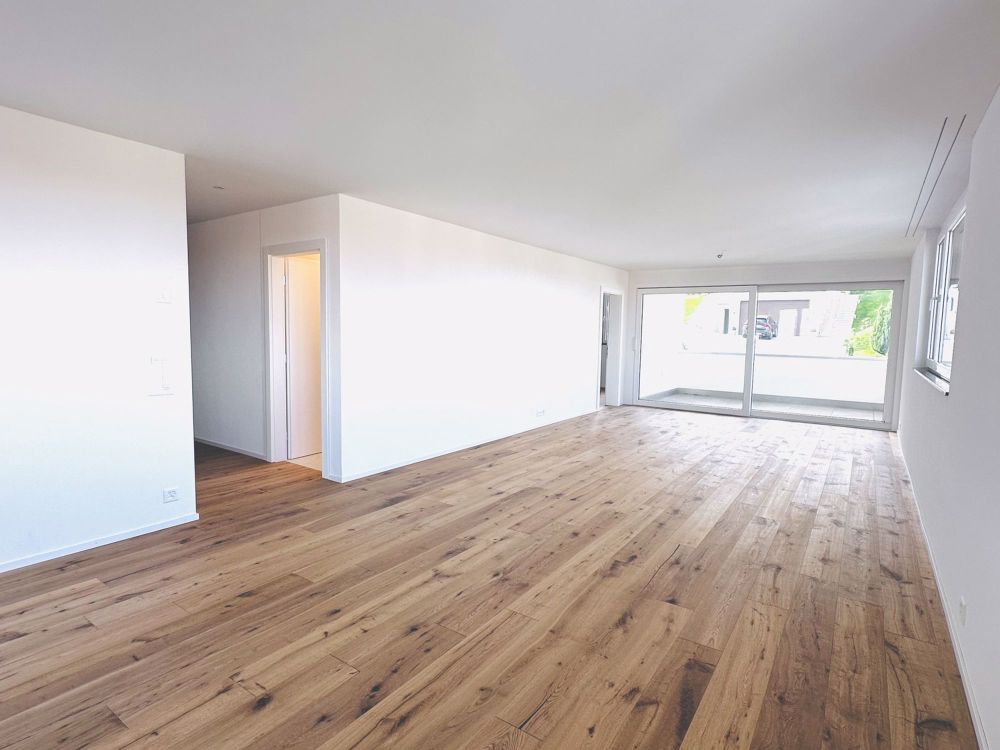Einzigartige Gelegenheit: Stilvolle 4.5-Zimmer-Wohnung am Dorfrand von Heiden AR - Wohnzimmer