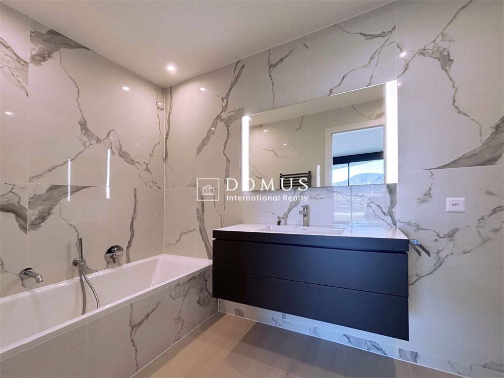 Neu 4.5 mit Garten und Seeblick - Bild 12