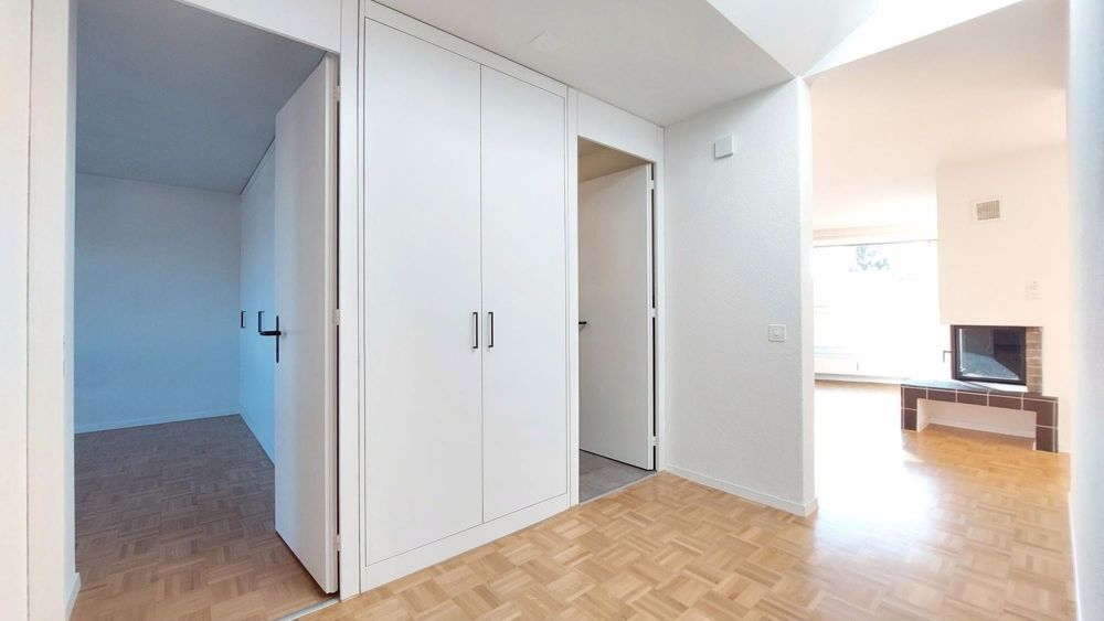 Erstvermietung im Herzen von Lyss - Korridor
