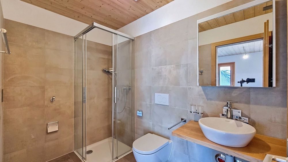 Très beau chalet de standing, 200 m2 environnement calme et verdoyant! - Bild 7