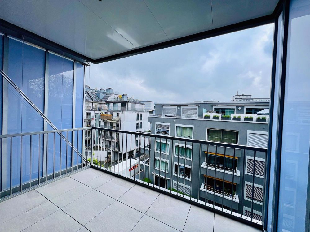Moderne 2-Zimmerloft mit luxuriösem Balkon im Seefeld - Bild 1