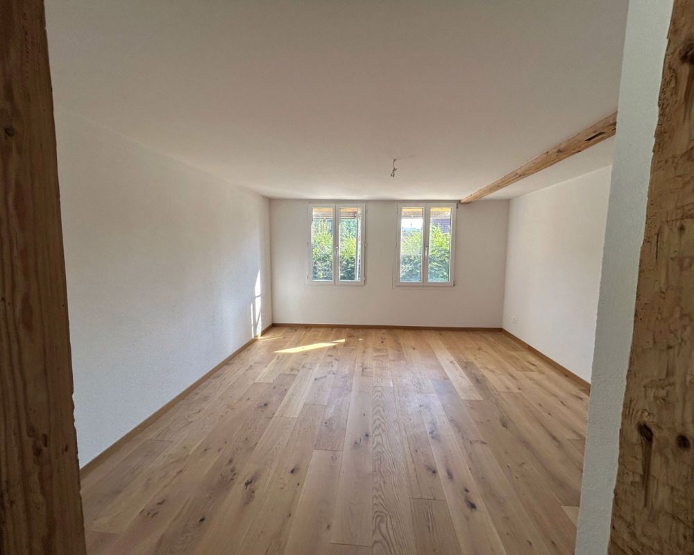 Charmante 3.5-Zimmer-Wohnung mit rustikalem Charme in Suberg - Bild 7