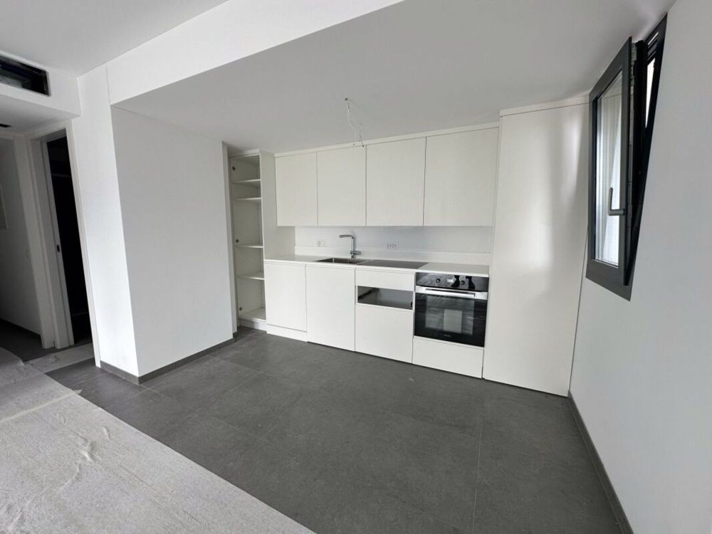 Zweizimmerwohnung in neuer Residenz, wenige Minuten vom Comer See entfernt - Bild 2