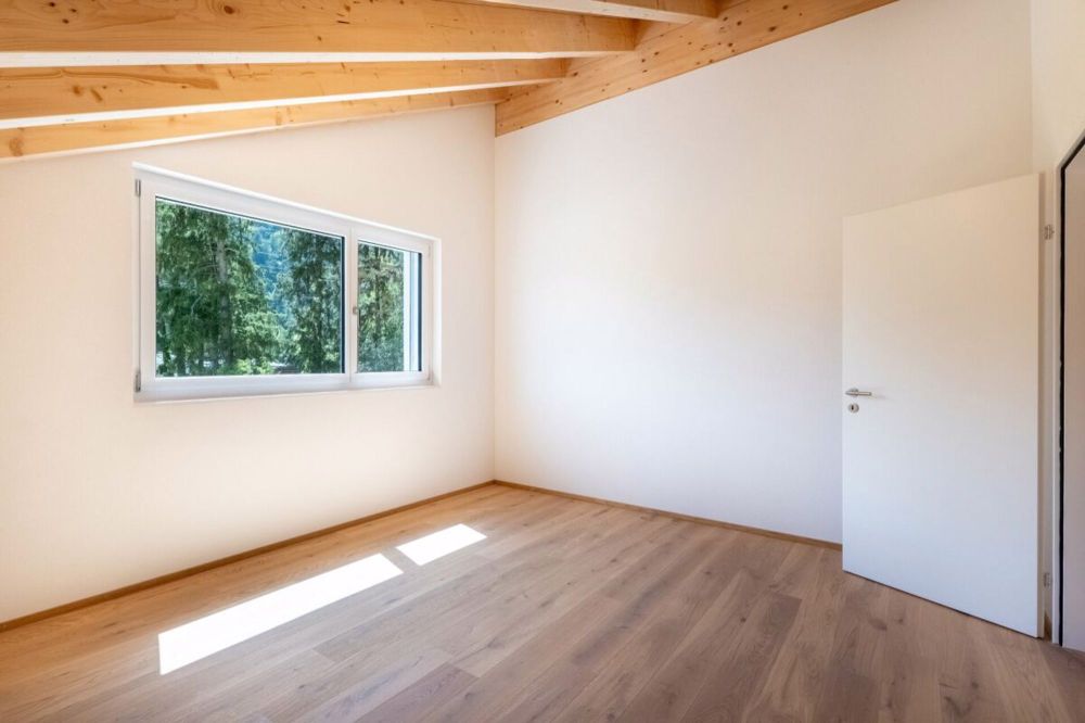 Neubau 4.5-Zimmer-Einfamilienhaus mit viel Platz, grosser Terrasse und Studio in Rothenbrunnen - Bild 6