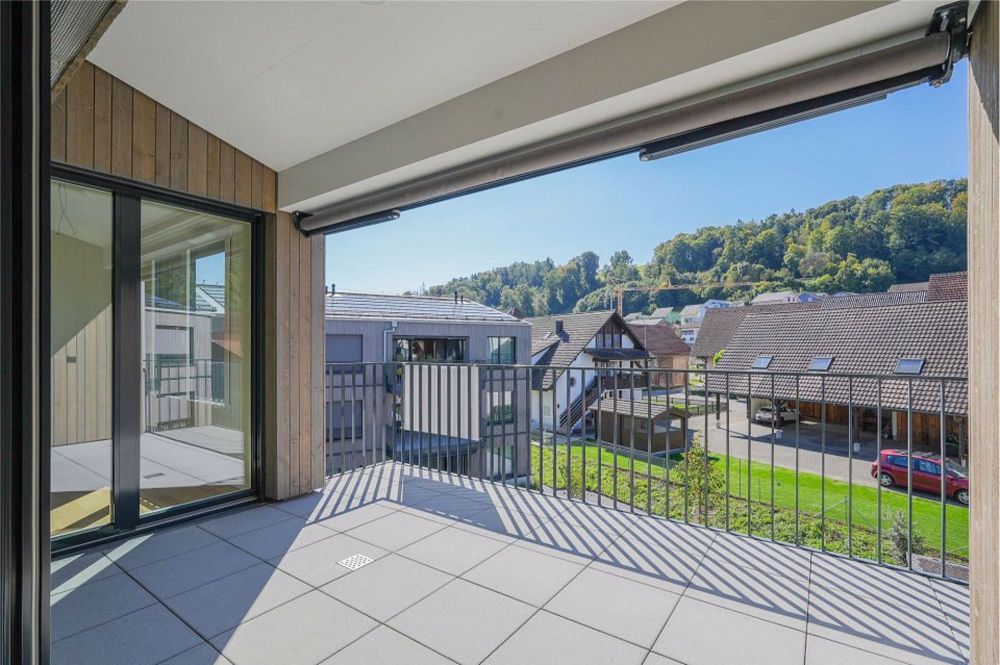 Nachhaltig + zentral wohnen: Noch eine bezugsbereite 4.5 Zimmer-Dachwohnung - Bild 3