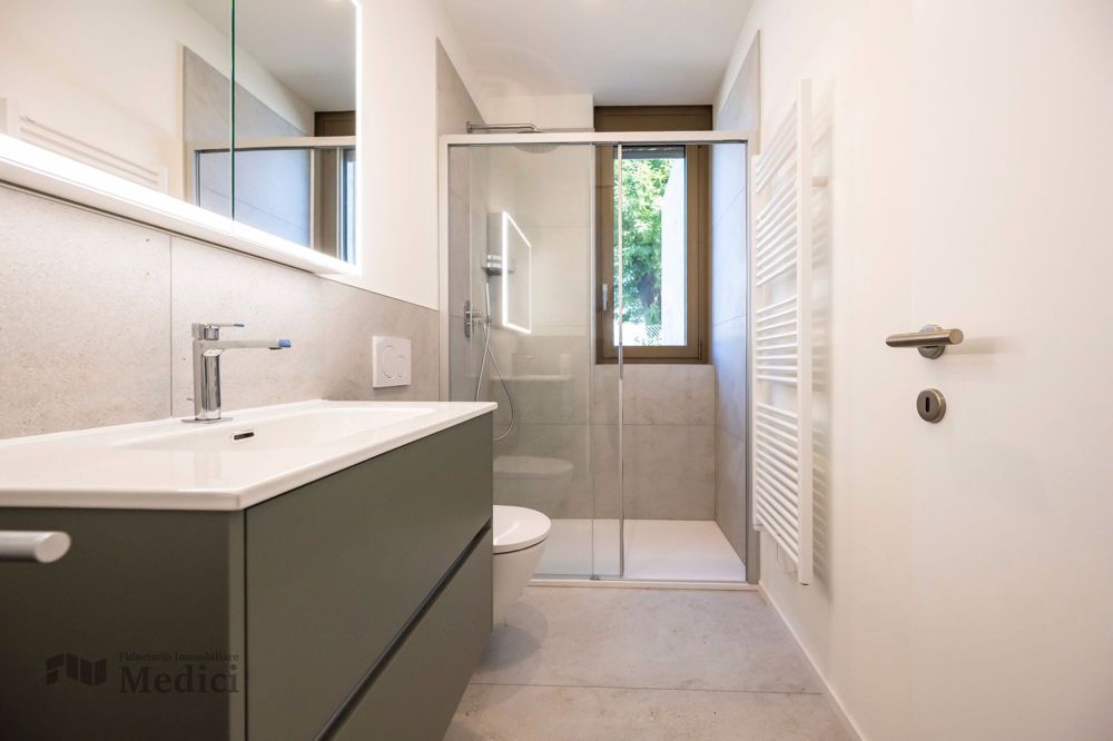 Moderne und elegante Wohnung mit Seeblick - Bild 5