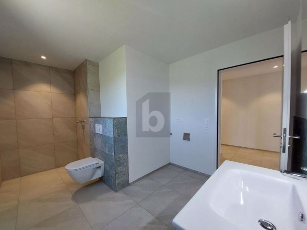GROßZÜGIGE, HELLE, MODERNE NEUBAUWOHNUNG - Bild 5