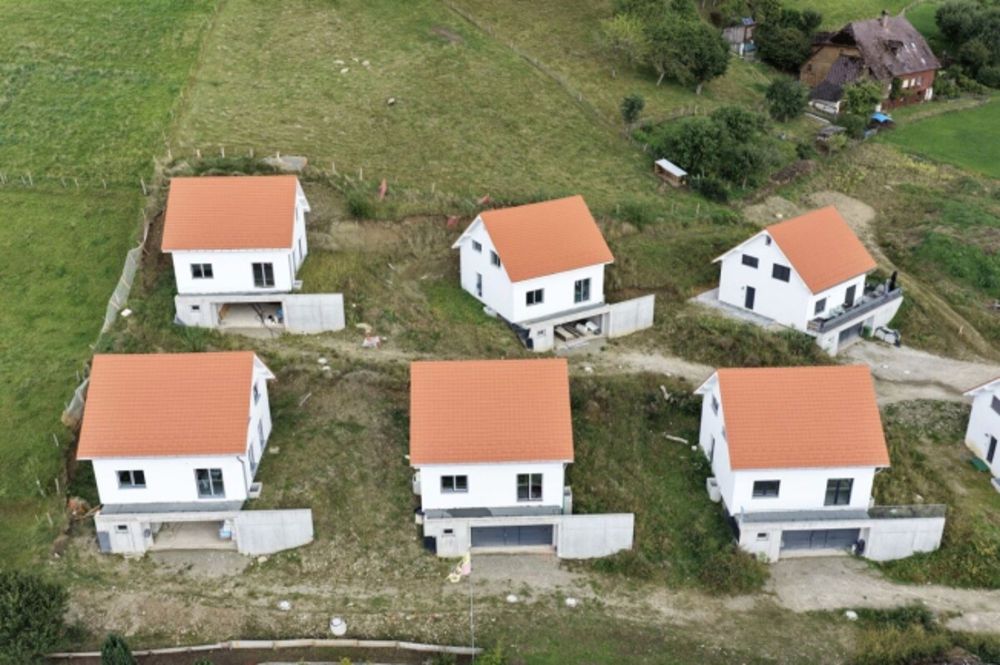 MODERNE EINFAMILIENHÄUSER IN IDYLLISCHER, NATURNAHER UMGEBUNG - Bild 2