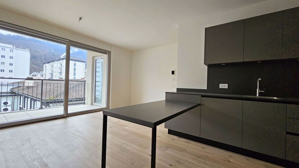 2.5 LOCALI ULTIMO PIANO ANCHE SECONDA RESIDENZA - Bild 1