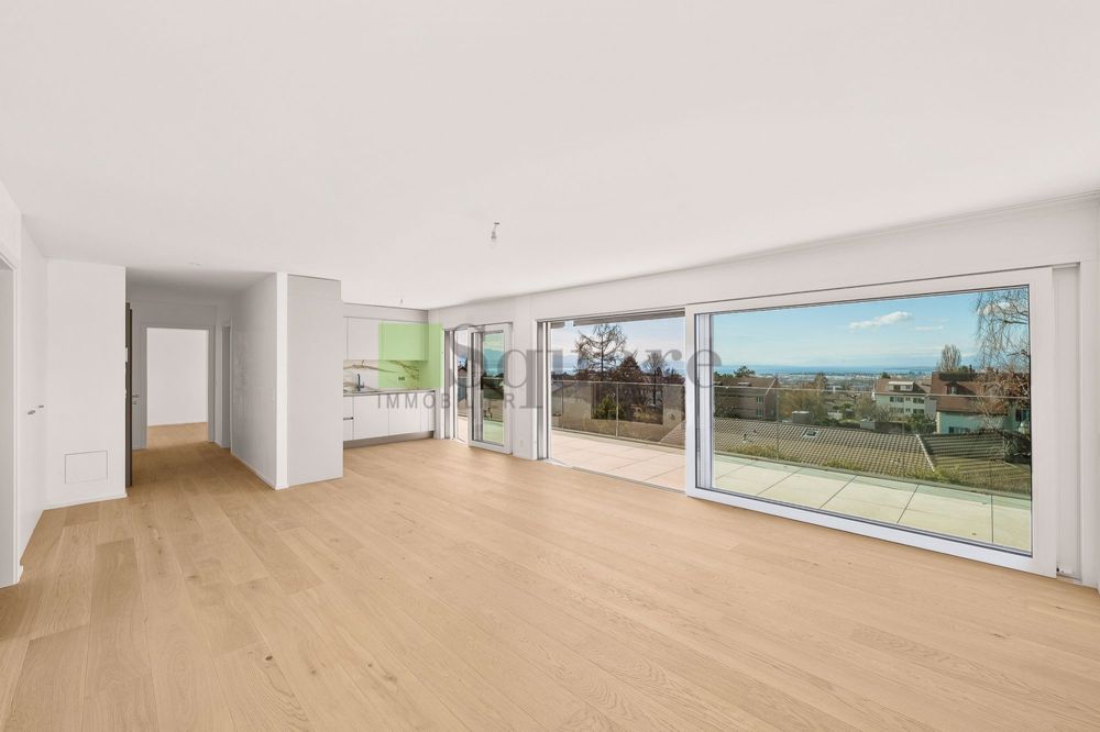 NEU, Prächtige 3,5-Zimmer-Dachwohnung mit Seeblick - Bild 1