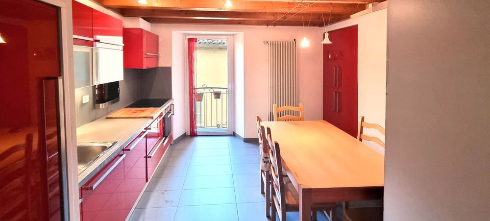 Seltenes 4-Zimmer-Haus mit separatem Raum und Seeblick renoviert - Bild 5