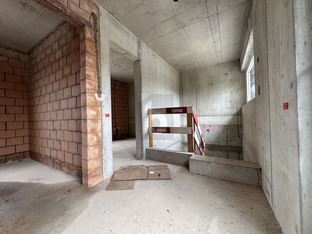 MINERGIE! NEUBAU MIT ZWEI TERRASSEN UND GARTEN - Bild 5