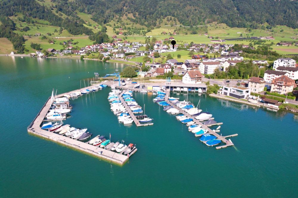 Baulandgrundstück am Sonnenhang von Arth - Bild 1