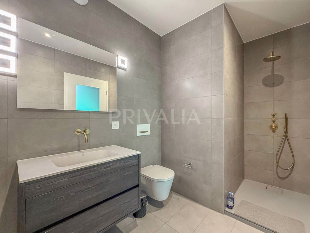 Elegantes 5-Zimmer-Apartment mit privater Terrasse im Herzen von Chambésy - Bild 5