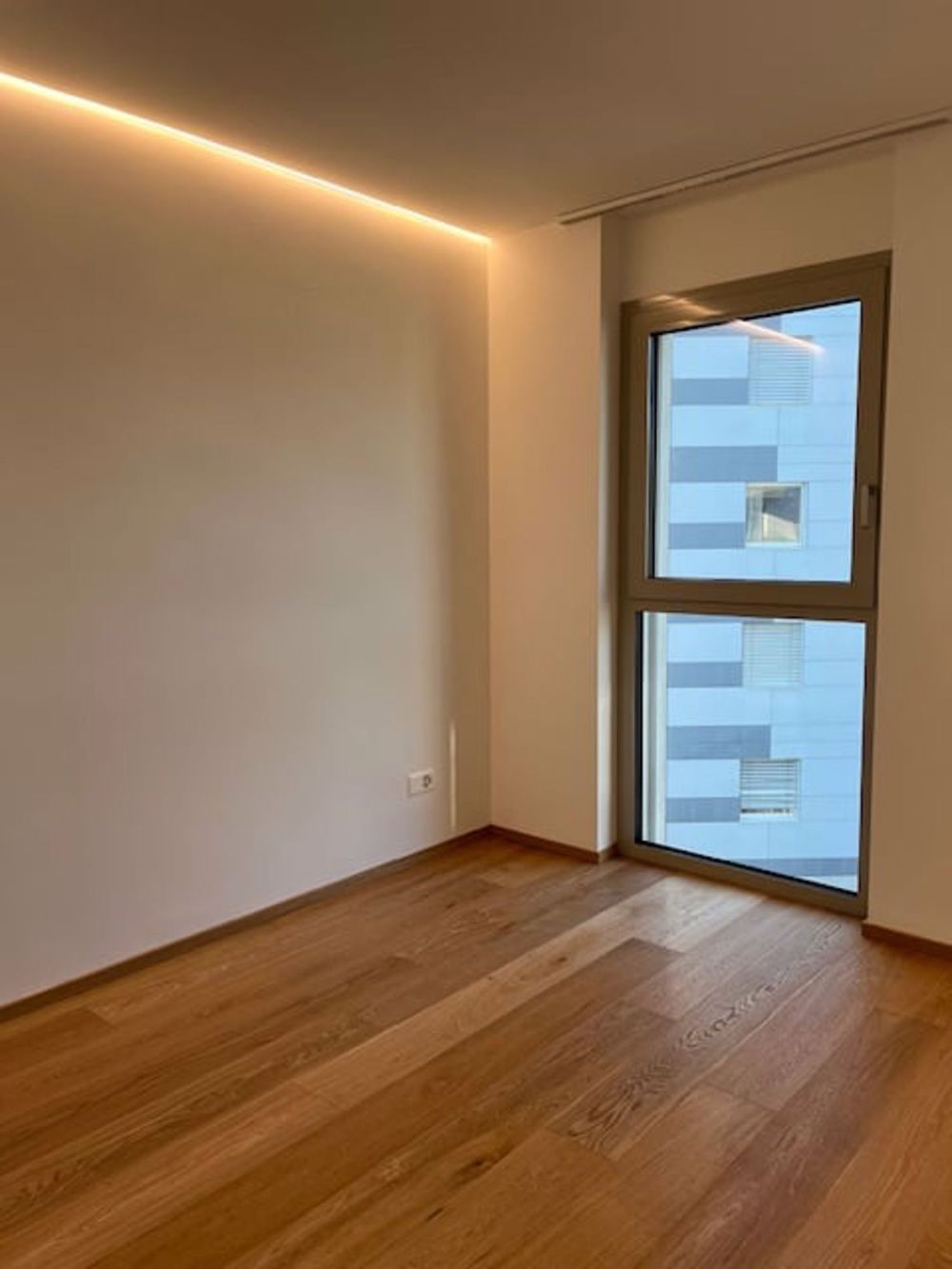 Elegante Appartamento di 3.5 Locali - Bild 5