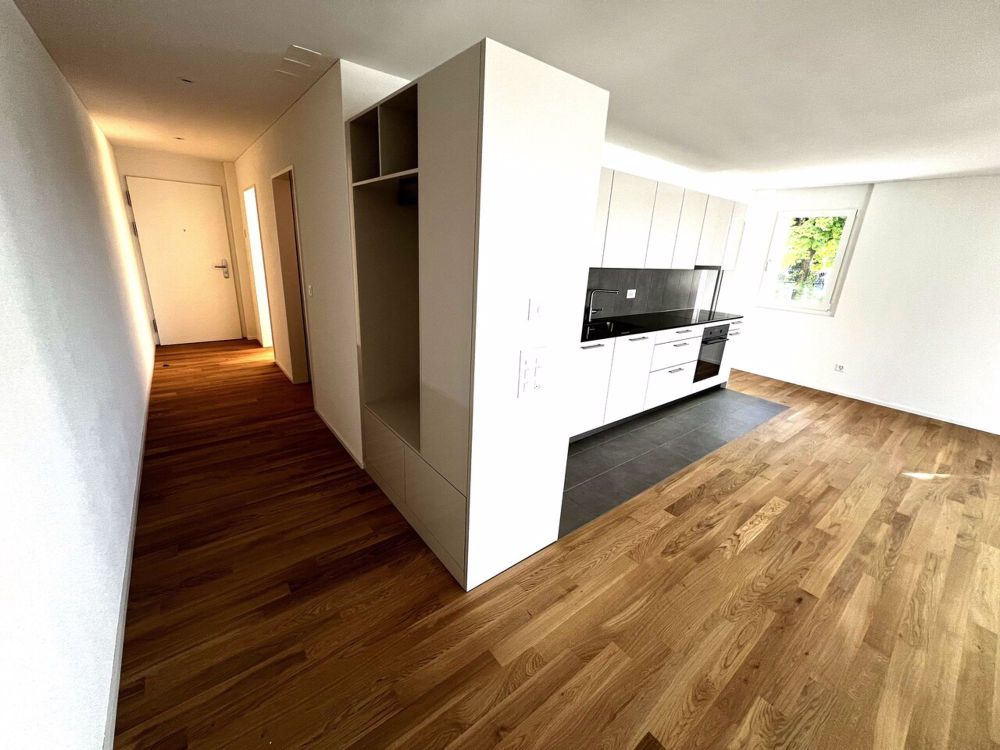 Zentral gelegene 2½ Zimmerwohnungen mit Einkaufsmöglichkeiten - Bild 9