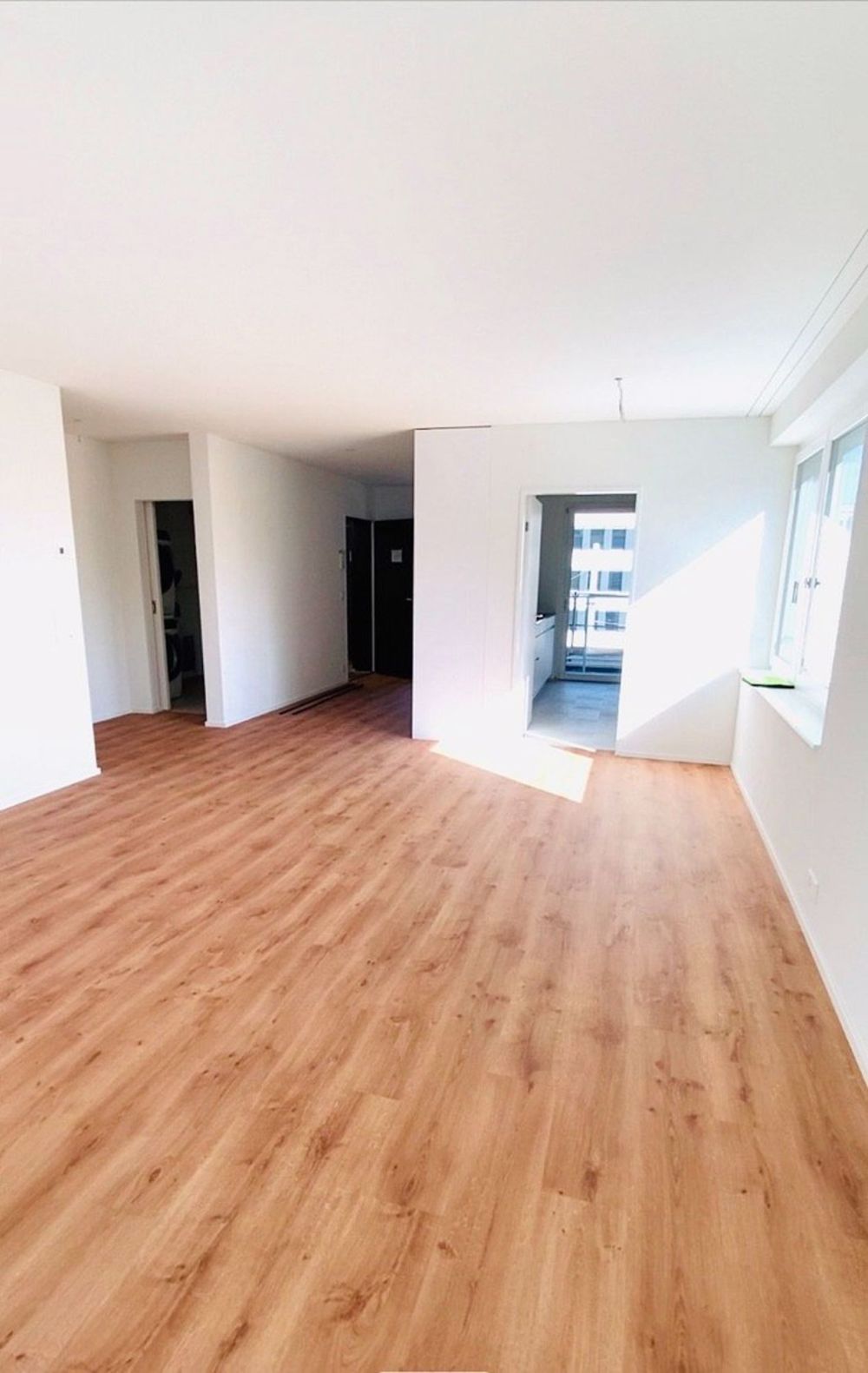 2.5-Zimmer-Wohnung im Neubau - Top Lage, ab 1. August 25 - Bild 1