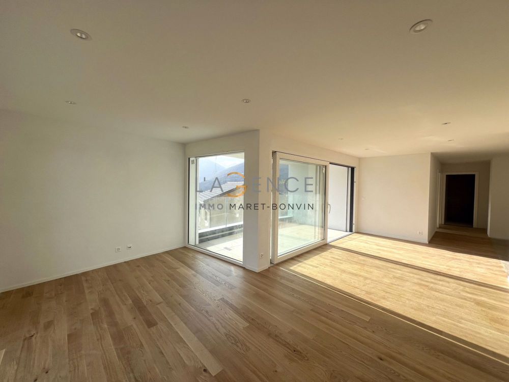 APPARTEMENT NEUF AVEC VUE PANORAMIQUE DE 4,5 PCES - SIGNESE - Bild 2