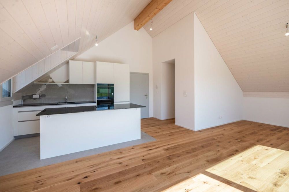 Exklusive 3.5 Zimmer Dachwohnung - Bild 2