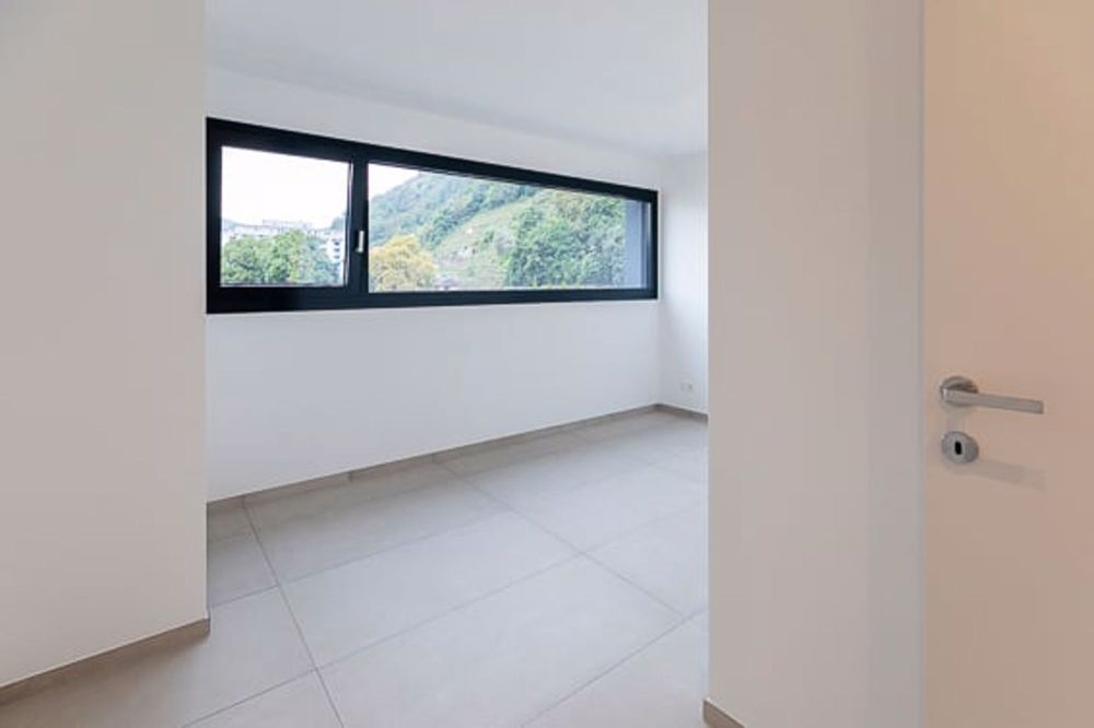 Vivi in Alto Stile: Splendido 3.5 Locali con Terrazza Panoramica a Locarno - Bild 10