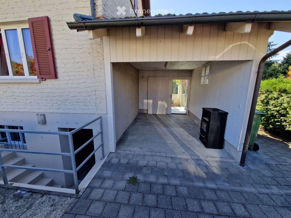Freistehendes EFH, 30er-Zone mit grossem Grundstück - Bild 3