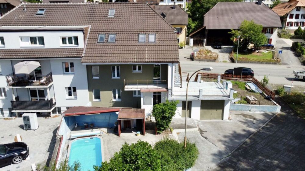 Raum für Ideen über den Dächern! Stilvolle Dachwohnung zur individuellen Gestaltung - Bild 2