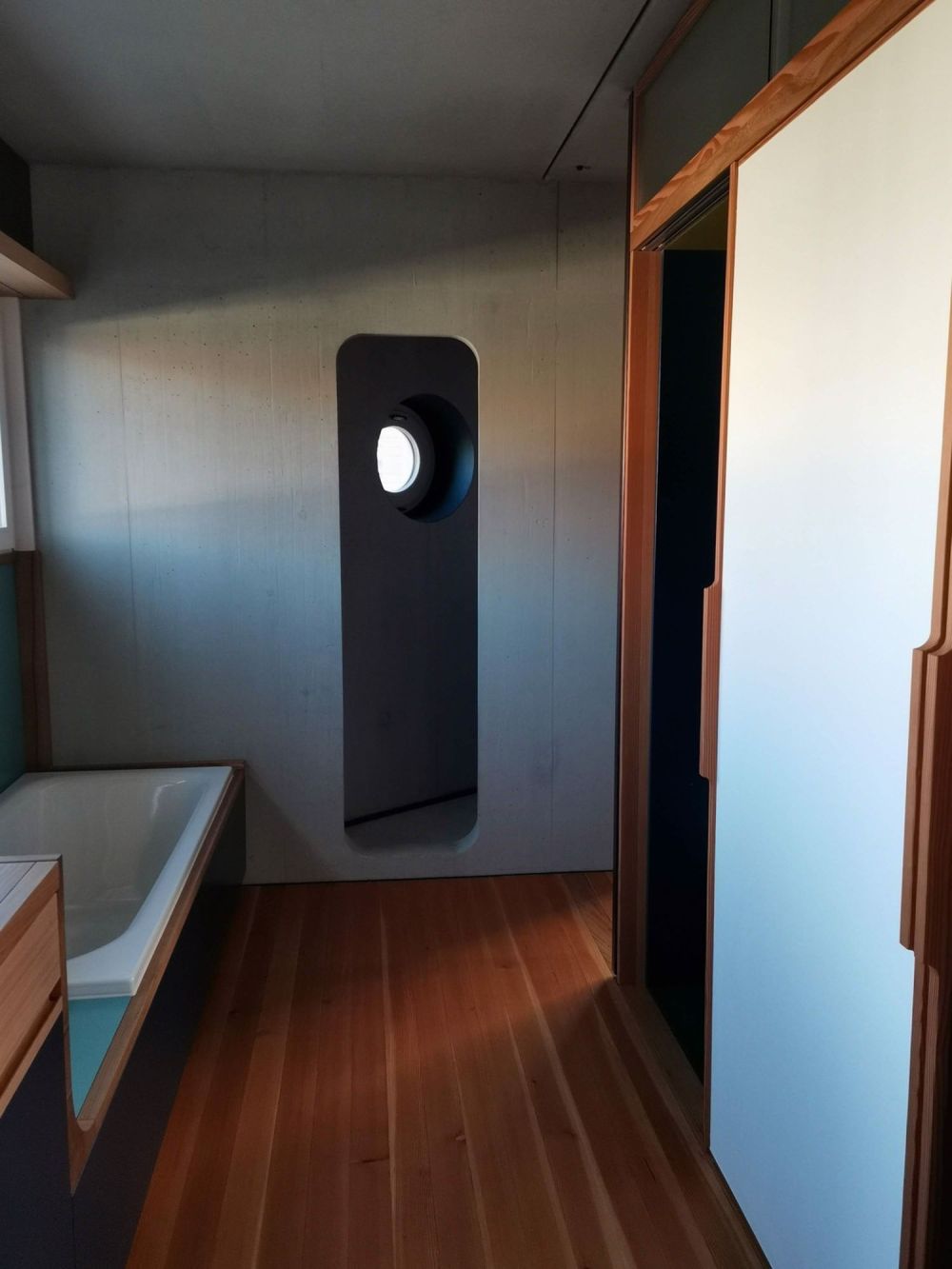 Helle originelle Wohnung mit natürlichem Charme - Bild 9