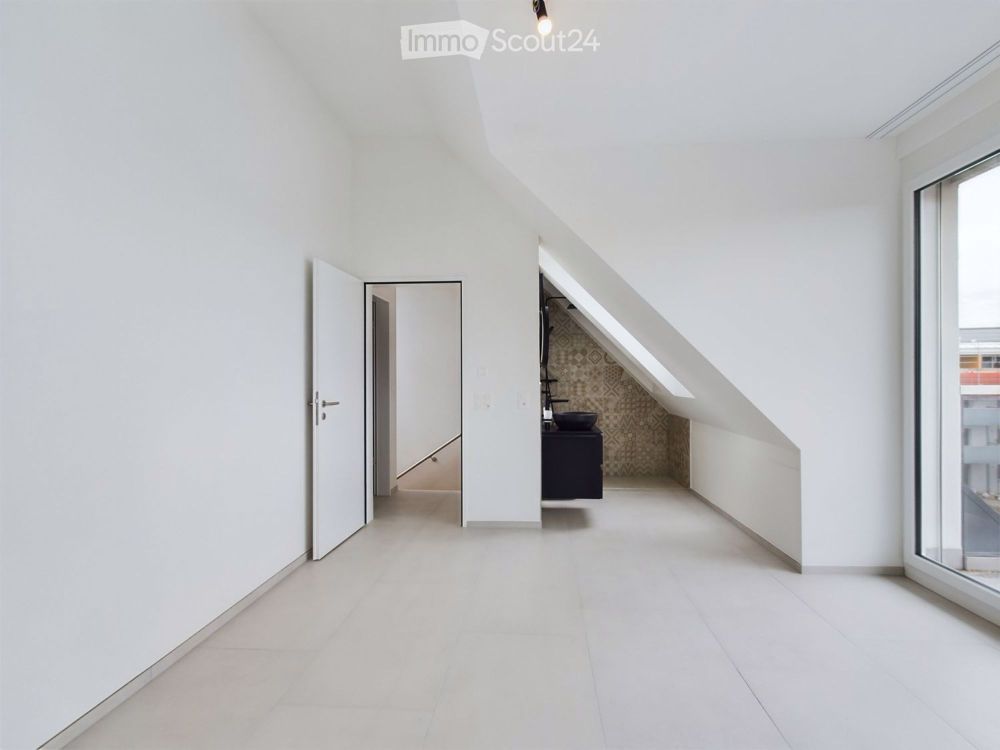 Moderne 4.5-Zimmer-Duplex-Wohnung in Kloten - Bild 10
