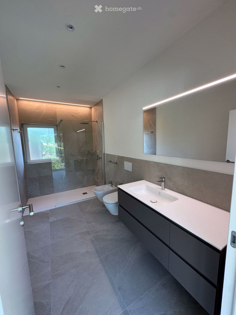 Elegantes Neubau-Villen mit Pool - Bild 6