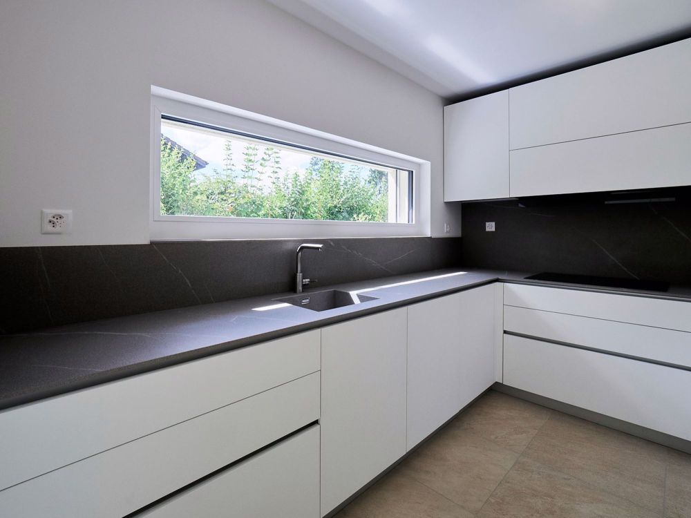 Prächtige 5-Zimmer-Wohnung im Erdgeschoss mit Garten - Bild 4