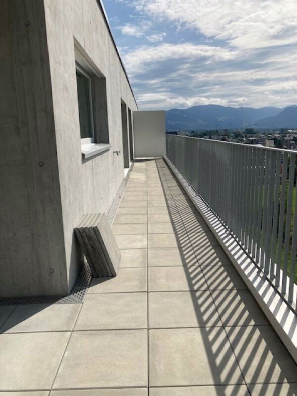 Grosszügige, helle 4.5 Zimmer-Eigentumswohnung Maisonette mit Mietverhältnis - Bild 13