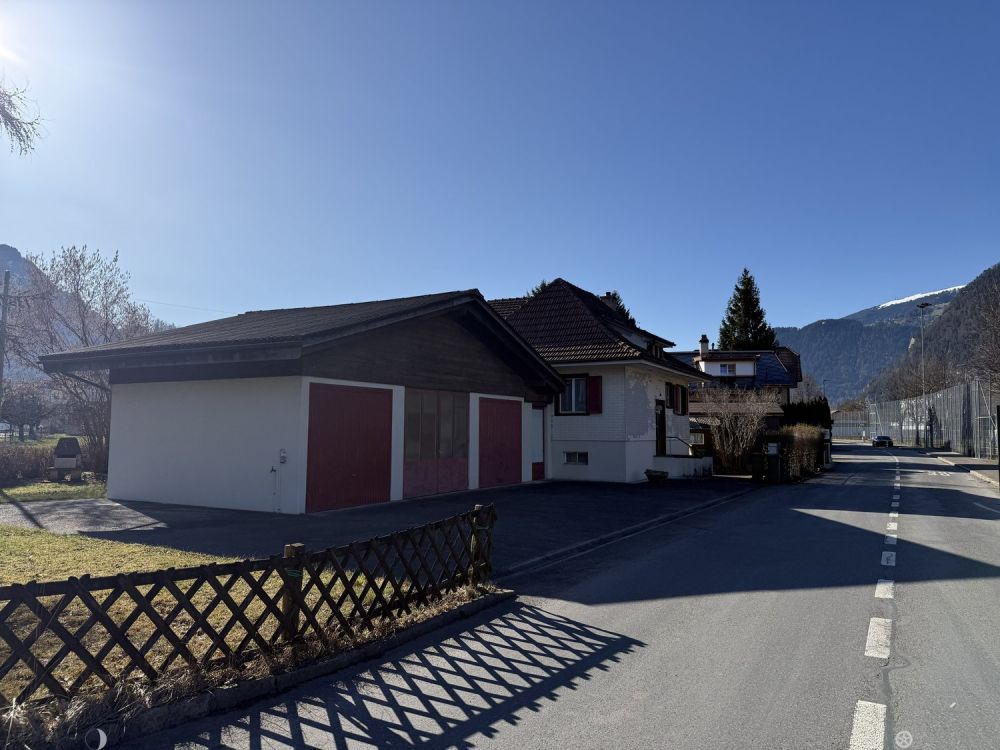 LIEGENSCHAFT mit Neu- oder Ausbaupotenzial in Interlaken -  Bild 4