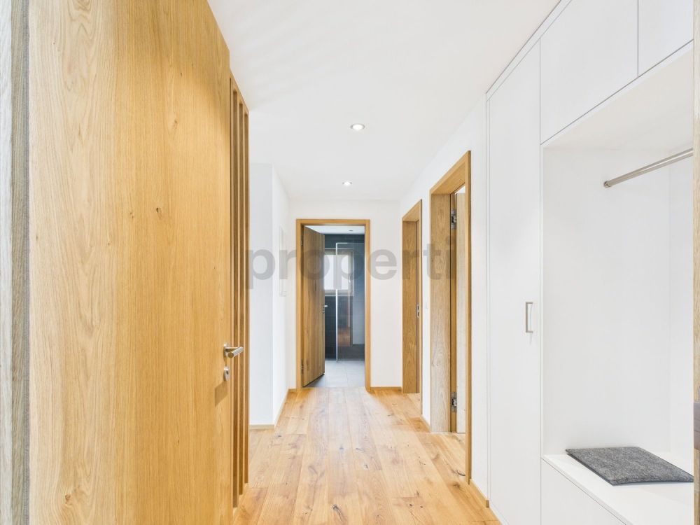 Schöne 5.5-Zimmer Maisonette-Neubauwohnung mit Berg- und Seeblick in Brigels - Image 5