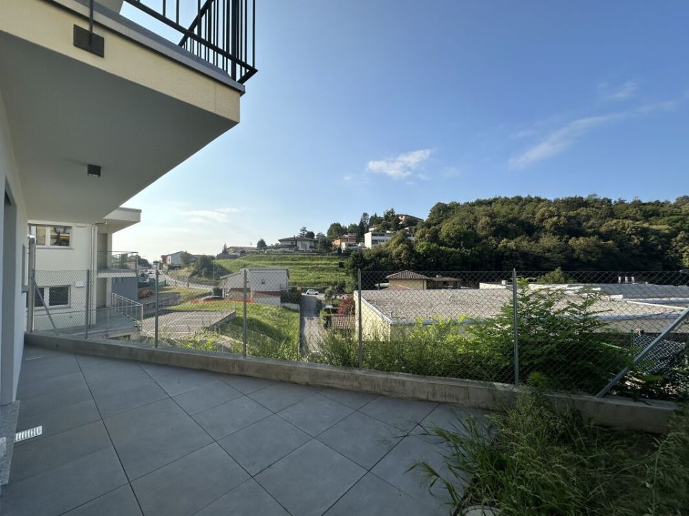 Neue und moderne 3.5-Zimmer-Wohnung mit eigenem Garten und Terrasse in Mendrisio Arzo -  Bild 13