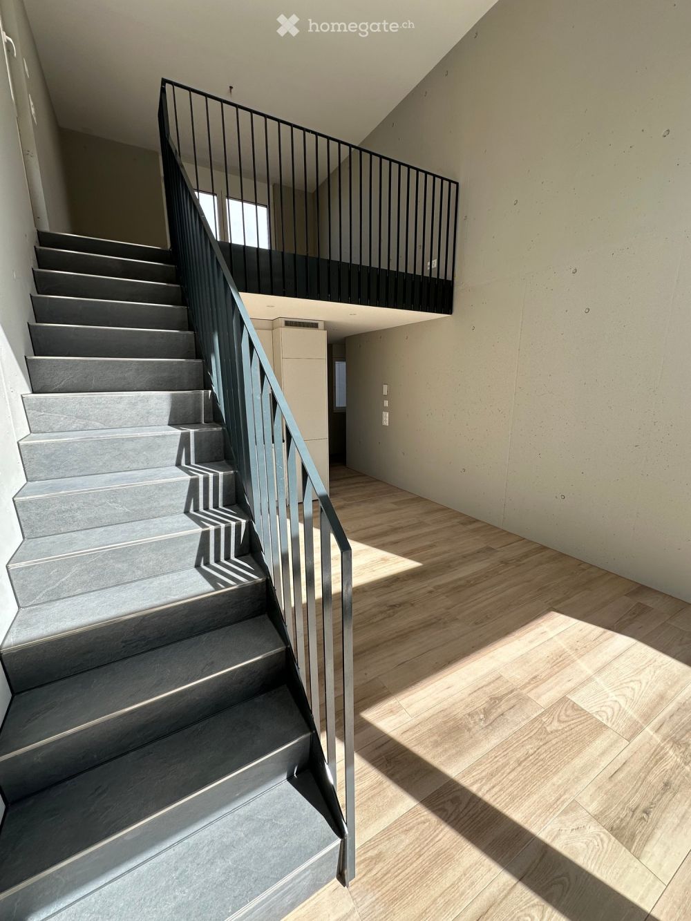 Moderne 2.5-Zimmer-Maisonette-Wohnung mit Balkon in Adliswil – Neubau 2024 -  Bild 5