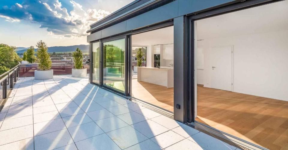 UNIQUE! Attique de 5.5 pièces de 180m2 bénéficiant d'un rooftop terrasse de 168m2 avec vue panoramique sur le lac et les Alpes - Attique 5.5 pièces - image - 9