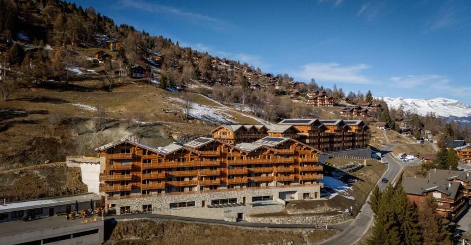 Superbe appartement ski in-out dans résidence hôtelière - Appartement 4.5 pièces - image - 12