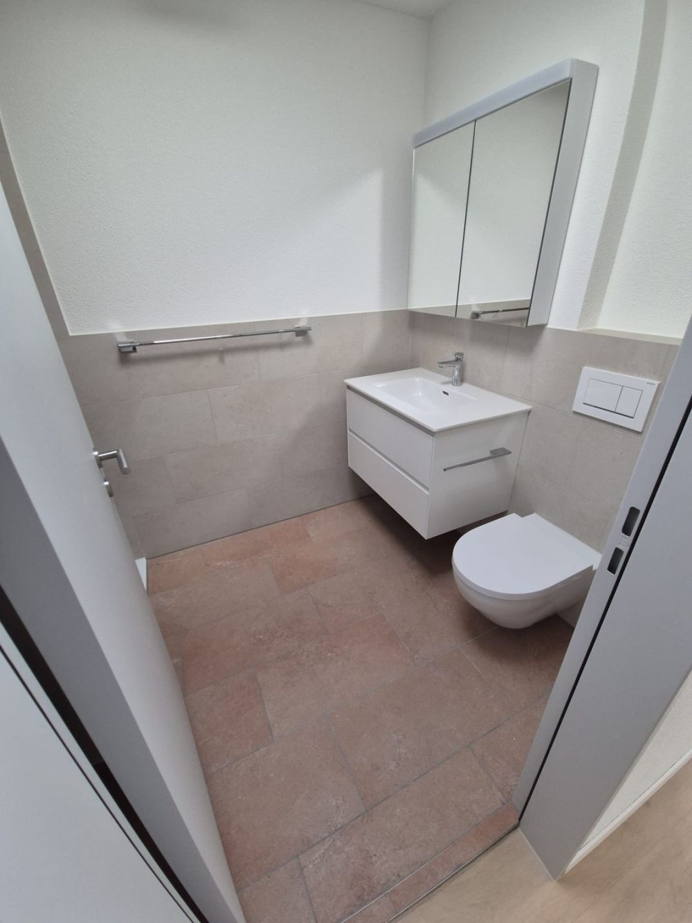 Exklusive Neubau 4.5 Zimmer Attikawohnung mit 2 Balkonen -  Bild 8
