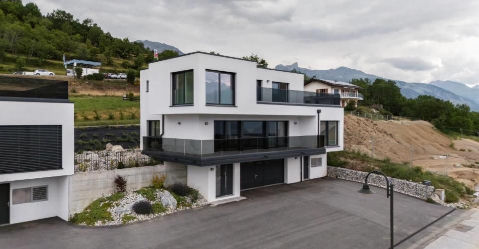 Villa contemporaine neuve sur la commune de Crans-Montana - Maison 5.5 pièces - image - 2