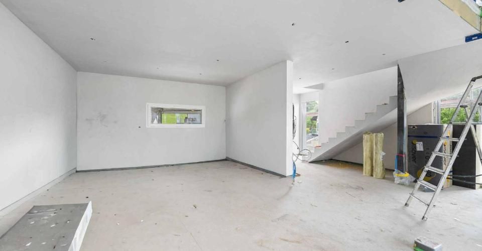 Villa contemporaine neuve d'exception comprenant deux appartements indépendants - Villa 9 pièces - image - 13