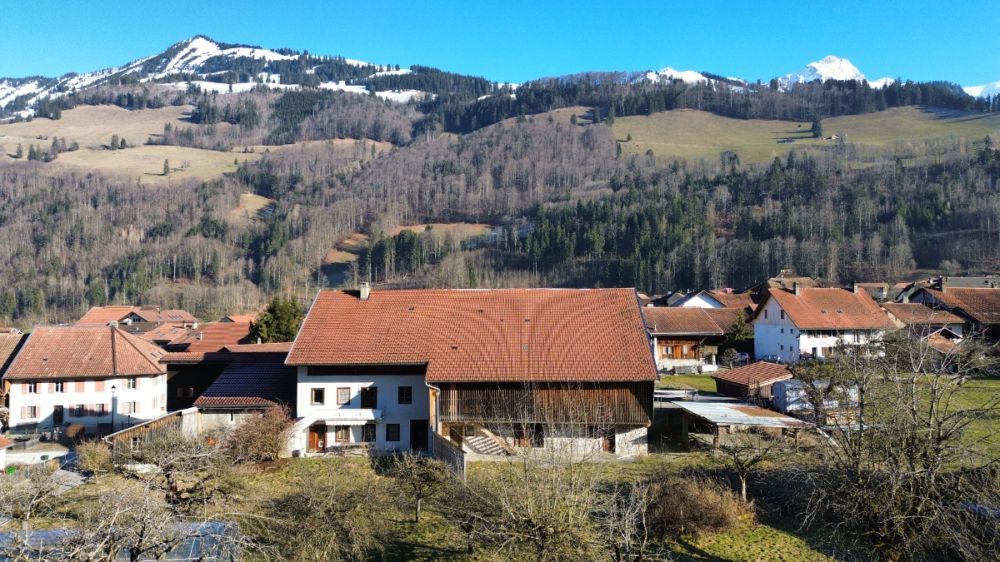 Appartement neuf de 3½ pièces, alliant modernité et patrimoine -  Bild 2