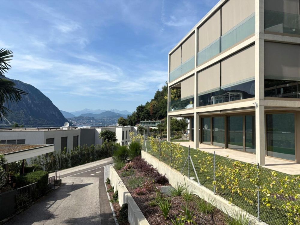 TERRAZZA, GIARDINO E VISTA INCANTEVOLE, COSA VOLERE DI PIU? - Bild 6