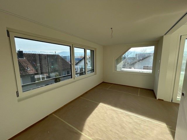 Attraktive 3-Zimmer-Dachwohnung mit Terrasse und Fernsicht -  Bild 8