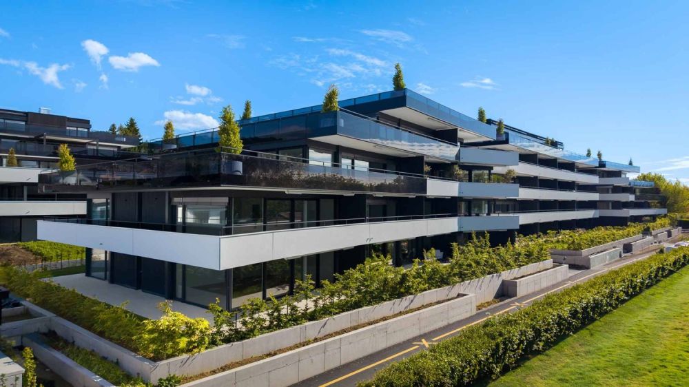 Neue Wohnung mit hohem Standard - 5,5 Zimmer in Ecklage mit Terrasse und privatem Garten -  Bild 8