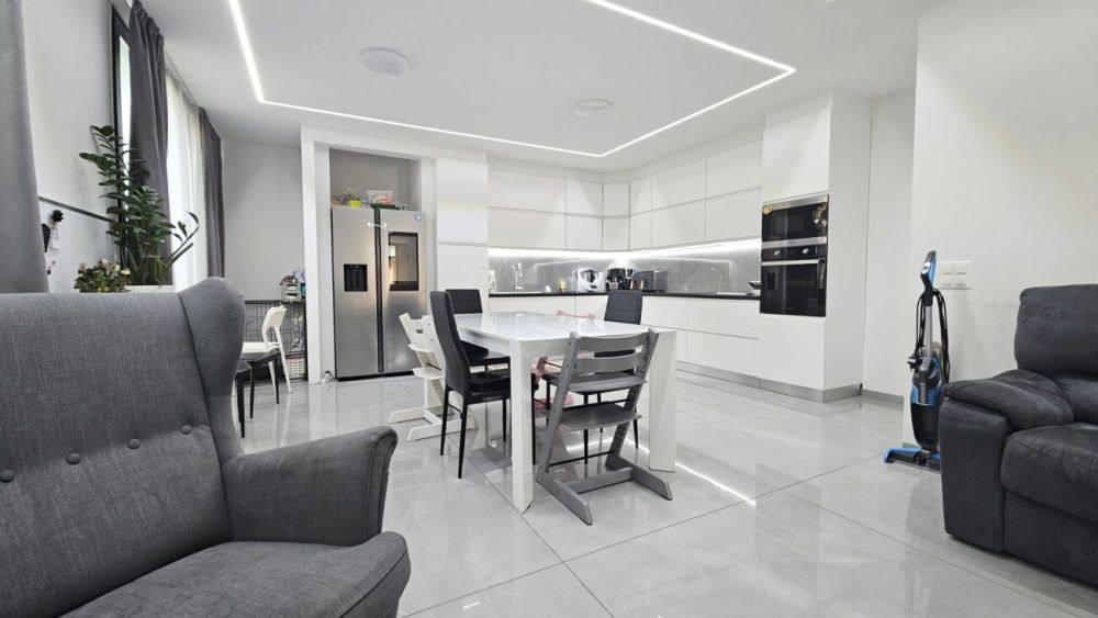 MODERNA CASA UNIFAMILIARE DI 5.5 LOCALI -  Bild 3