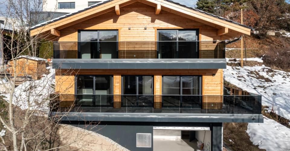 Chalet à Lens où le confort contemporain rencontre l'art de vivre en a - Chalet 5.5 pièces - image - 1
